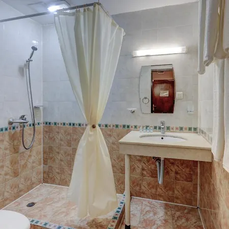 酒店 Ellinis - Sea View And Free Parking