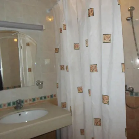 Ellinis - Sea View And Free Parking 3* Варна