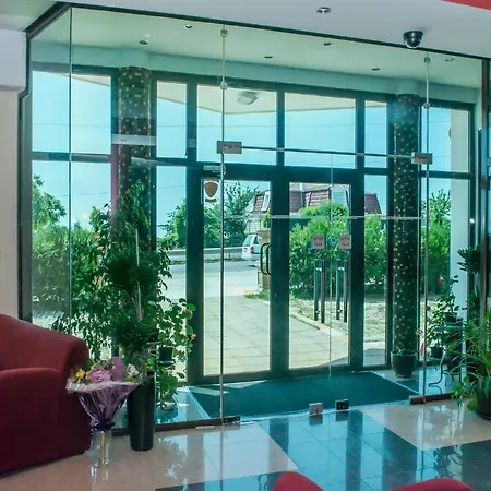 Hotel Ellinis - Sea View And Free Parking 3*