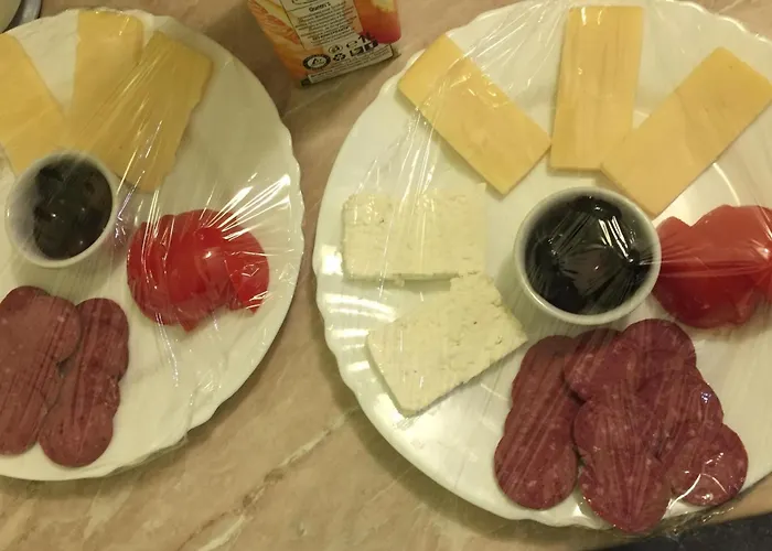 Ellinis - Sea View And Free Parking 3* וארנה